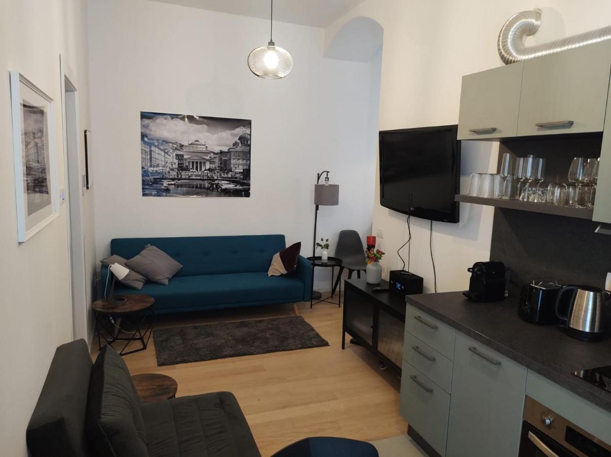 Boutique Apartments Cecilia Trieste Luaran gambar