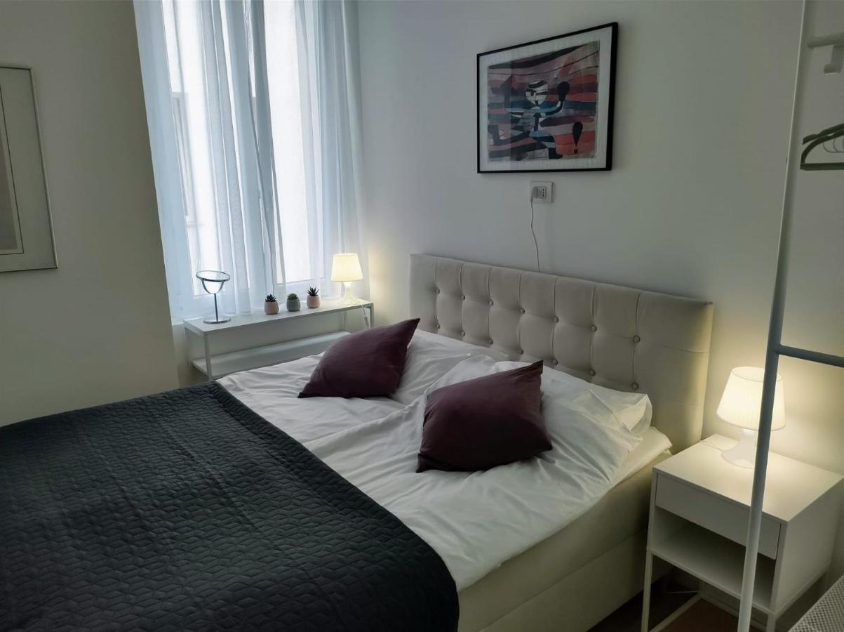 Boutique Apartments Cecilia Trieste Luaran gambar